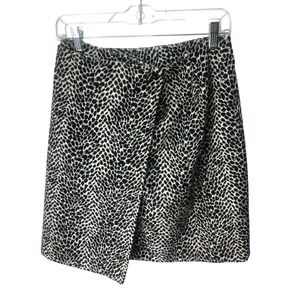 Liz Claiborne Sport Skirt Size 10 Animal Print  White Black